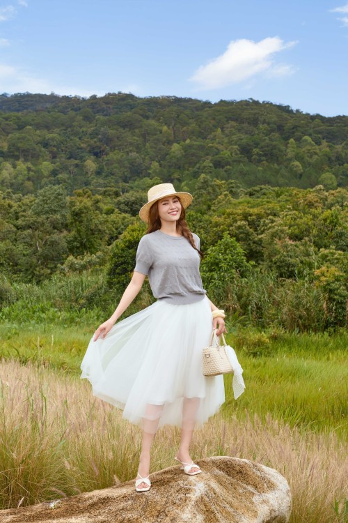 Sixdo Light Gray Knit Blouse